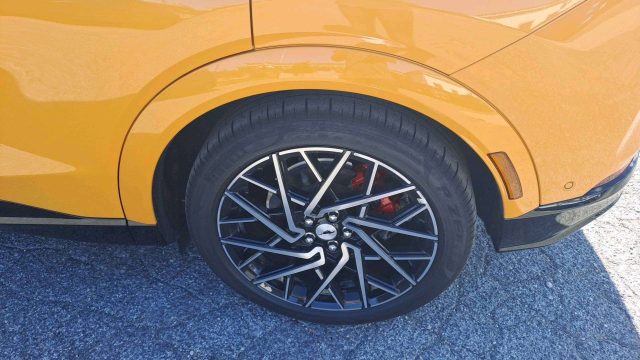 FORD Mustang Mach-E usata, con Alzacristalli elettrici