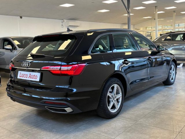 AUDI A4 usata, con Airbag Passeggero