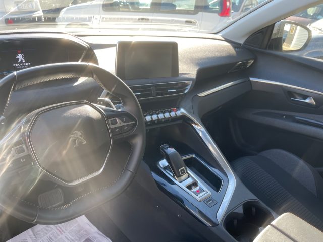 PEUGEOT 3008 usata 10