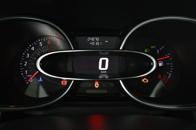 RENAULT Clio usata 14