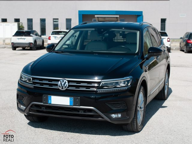 VOLKSWAGEN Tiguan Allspace usata, con Interni in pelle