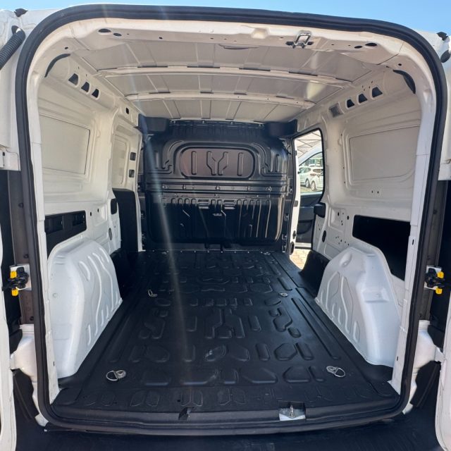 FIAT Doblo usata, con Volante multifunzione