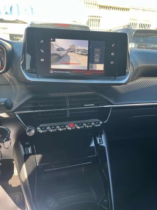 PEUGEOT 2008 usata, con Autoradio