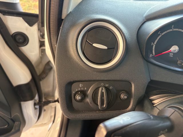 FORD Fiesta usata, con Bluetooth