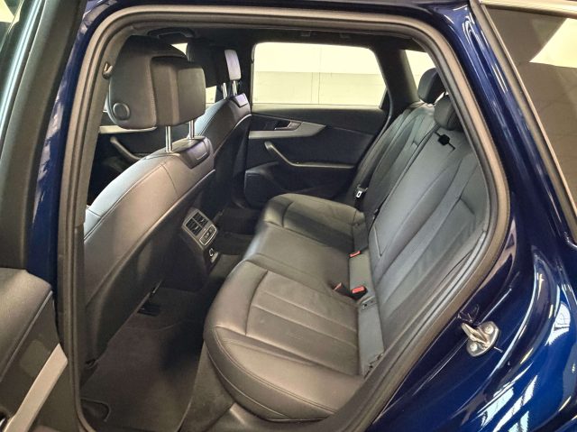 AUDI A4 usata, con Autoradio