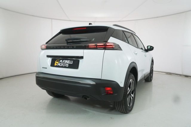 PEUGEOT 2008 usata, con Airbag