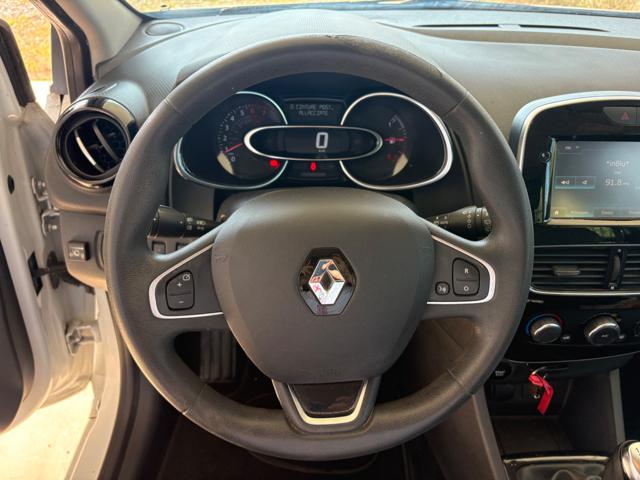 RENAULT Clio usata, con Lettore CD