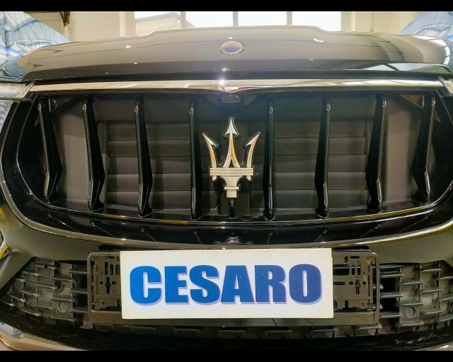 MASERATI Levante usata 31