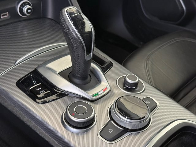 ALFA ROMEO Stelvio usata, con Riconoscimento dei segnali stradali