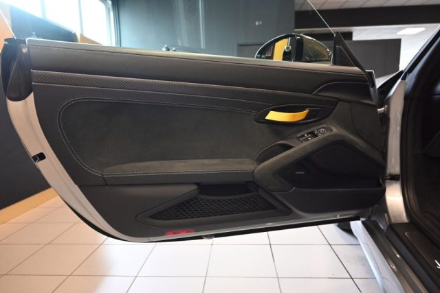 PORSCHE 718 Spyder usata 35