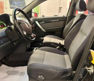 CHEVROLET Aveo usata, con Autoradio