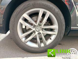 VOLKSWAGEN Passat Variant usata, con Sensore di luce