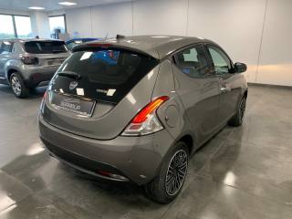 LANCIA Ypsilon usata, con Autoradio digitale