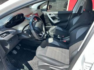 PEUGEOT 2008 usata, con Alzacristalli elettrici