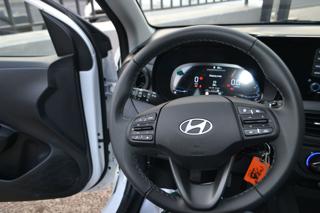 HYUNDAI i10 usata, con Autoradio