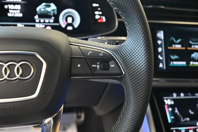 AUDI Q8 usata 50