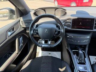 PEUGEOT 308 usata, con Sedile posteriore sdoppiato