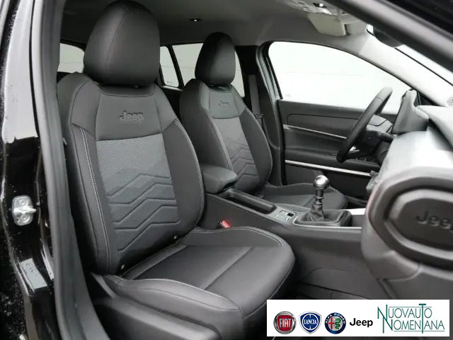JEEP Avenger usata, con USB