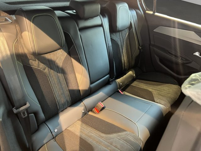 PEUGEOT 308 usata, con Specchietti laterali elettrici