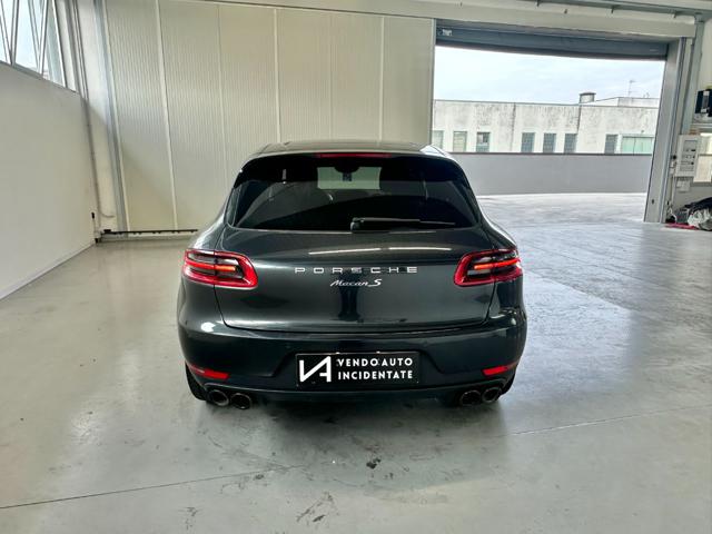 PORSCHE Macan usata, con Autoradio