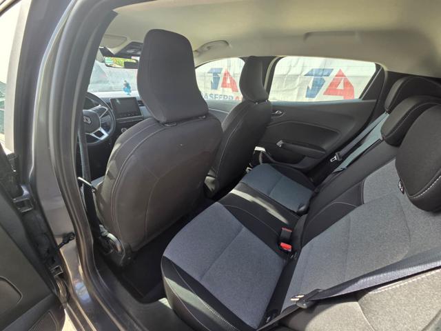 RENAULT Clio usata, con Climatizzatore