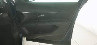 PEUGEOT 5008 usata, con Isofix
