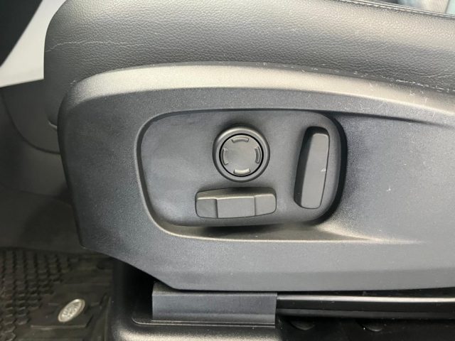 LAND ROVER Defender usata, con Climatizzatore