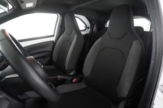 TOYOTA Aygo X usata 5