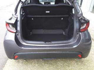 MAZDA 2 usata, con USB