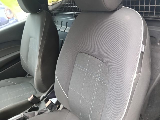 FORD Fiesta usata, con Servosterzo