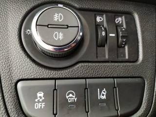 OPEL Karl usata, con ESP