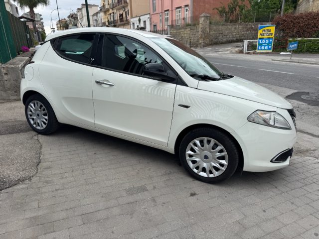 LANCIA Ypsilon usata, con Airbag Passeggero
