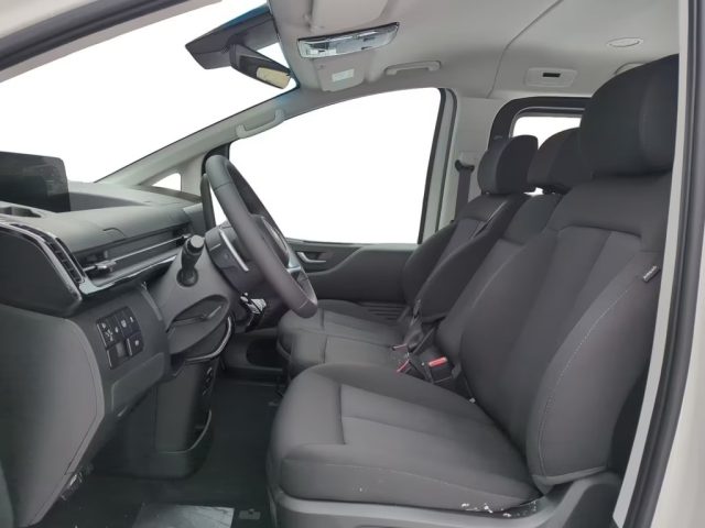 HYUNDAI Staria usata, con Boardcomputer