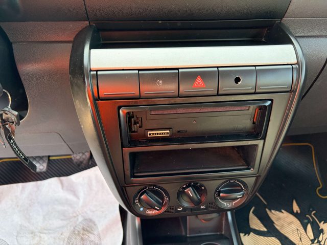 VOLKSWAGEN Fox usata, con Sedile posteriore sdoppiato