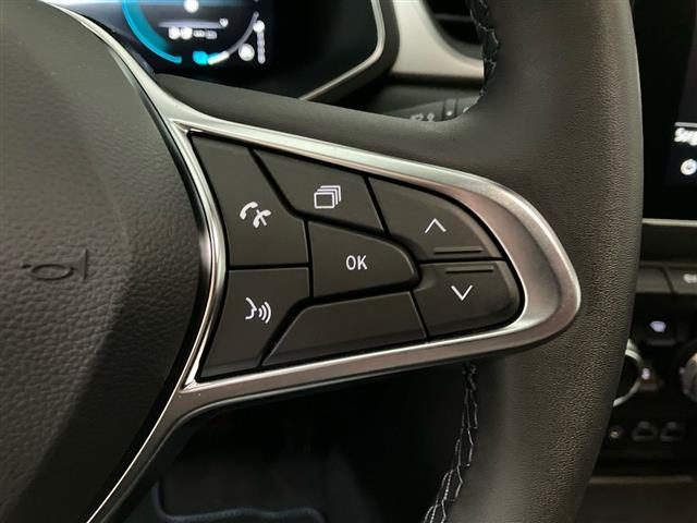 RENAULT Captur usata, con Sensori di parcheggio anteriori