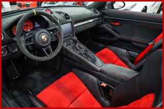 PORSCHE 718 Spyder usata, con Fari Xenon