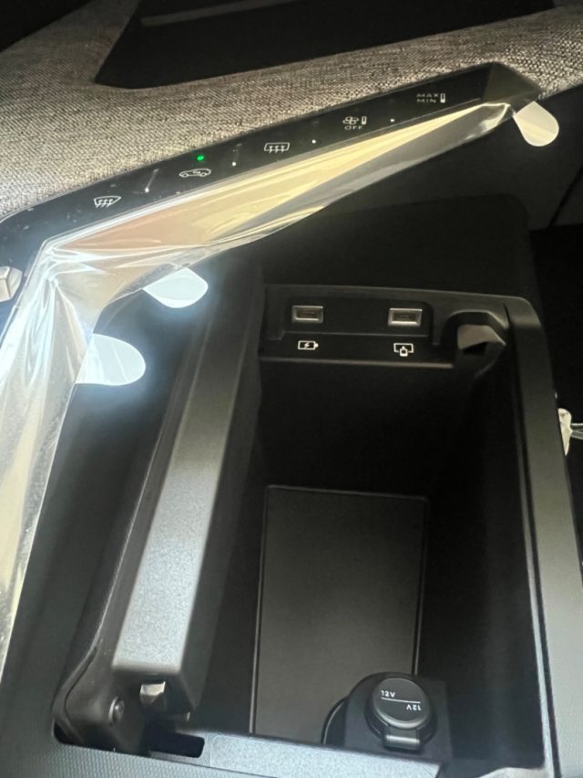 PEUGEOT 3008 usata, con Vetri oscurati