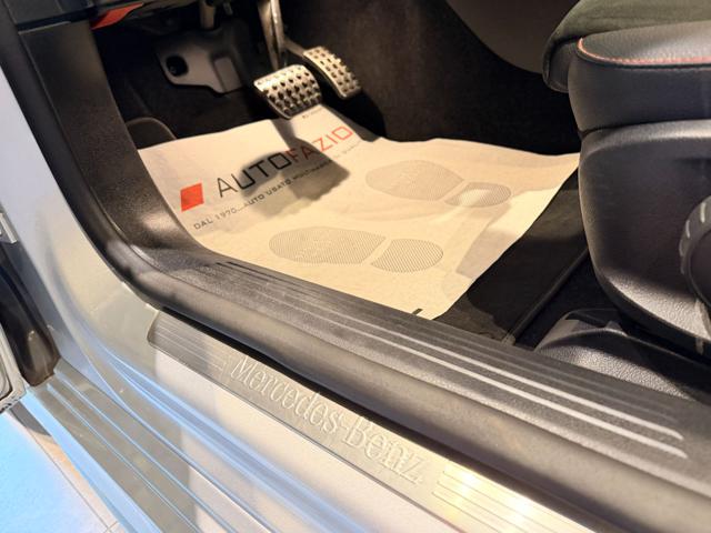 MERCEDES-BENZ A 180 usata, con Sedile posteriore sdoppiato