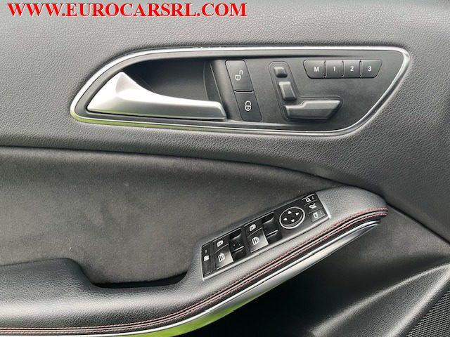 MERCEDES-BENZ A 160 usata, con Sensori di parcheggio posteriori