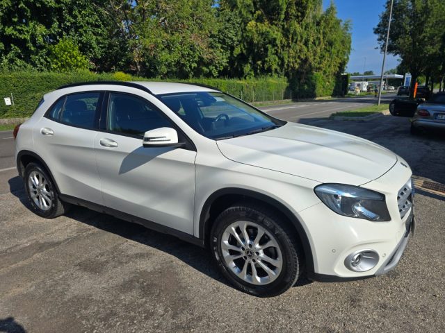MERCEDES-BENZ GLA 200 usata, con Airbag Passeggero