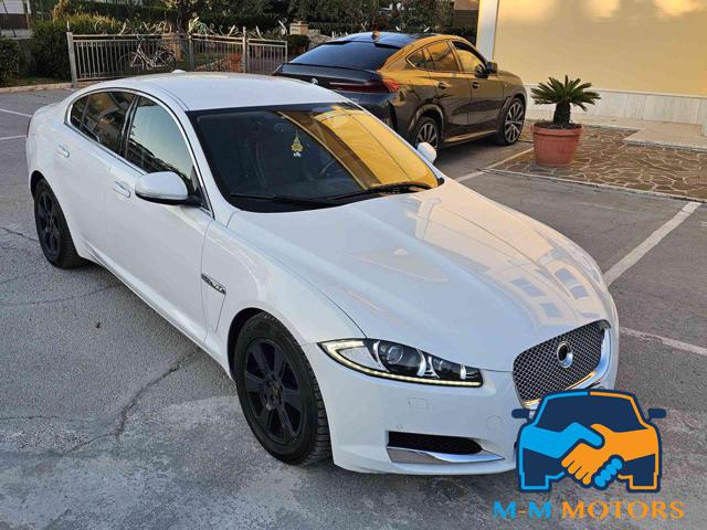 JAGUAR XF usata, con Airbag