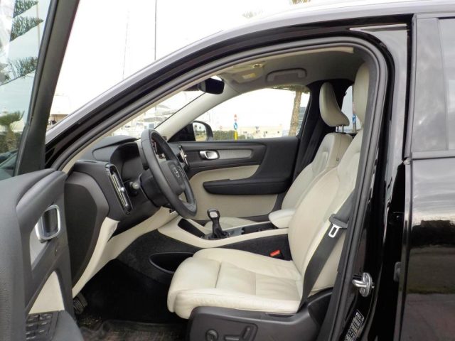 VOLVO XC40 usata, con Bluetooth