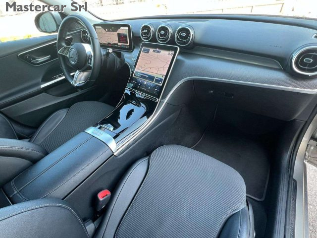 MERCEDES-BENZ C 220 usata, con Sedile passeggero ribaltabile