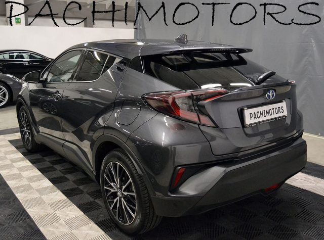 TOYOTA C-HR usata, con Interni in pelle