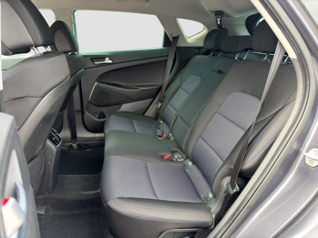 HYUNDAI Tucson usata 10