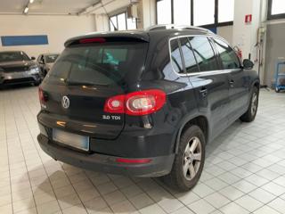 VOLKSWAGEN Tiguan usata, con Autoradio