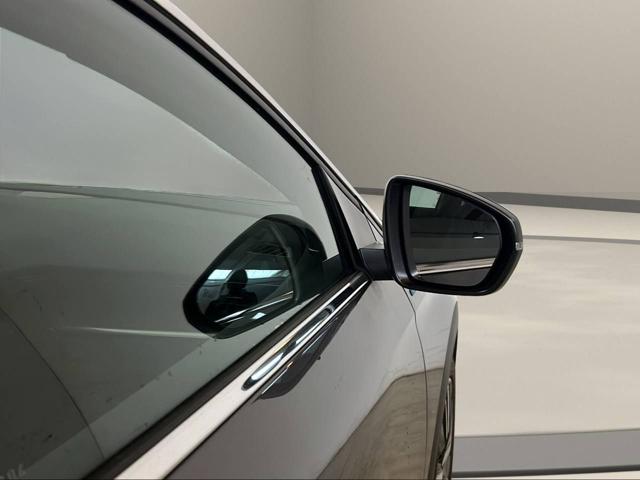 PEUGEOT 3008 usata, con Sensori di parcheggio posteriori