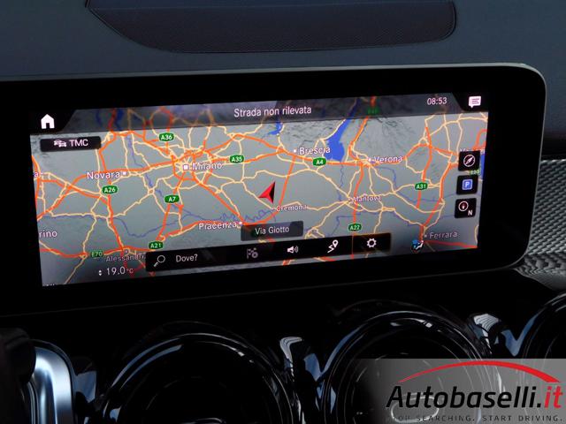 MERCEDES-BENZ GLB 200 usata, con Controllo automatico clima