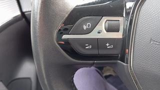 PEUGEOT 208 usata, con Specchietti laterali elettrici