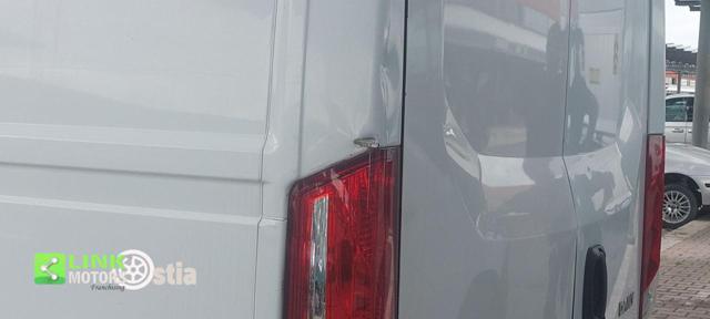 IVECO Daily usata 8